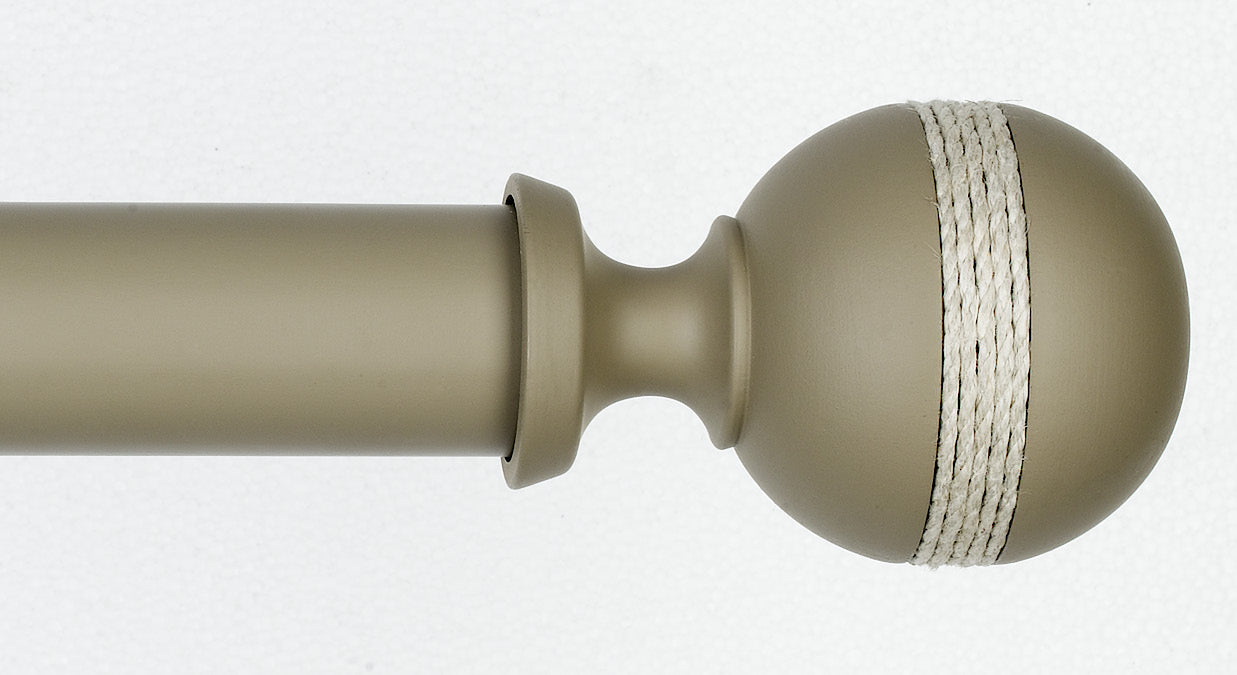 Byron & Byron Barnwood Saltash Finial Curtain Pole Set in Moss Green