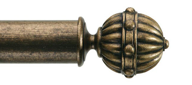 Byron & Byron Classic Hampton Finial Curtain Pole Set in Antique Gilt