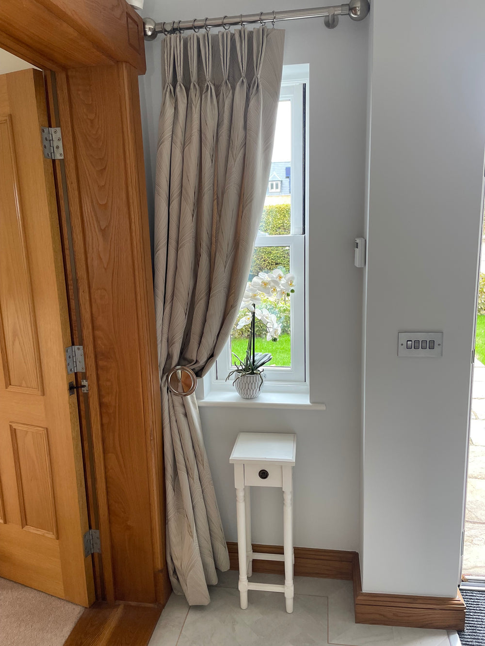 Jones Lunar Ball Finial curtain pole in Matt Nickel, customer photo
