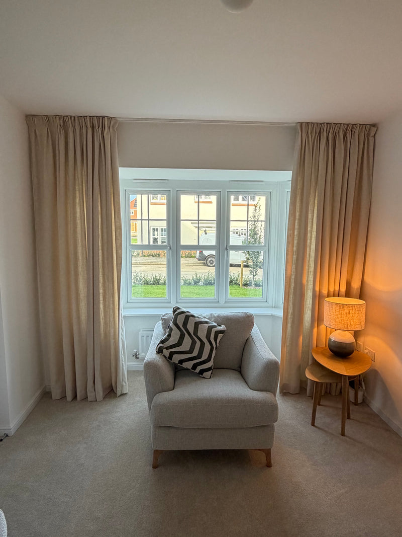 Silent Gliss 6010 curtain track in White, customer photo