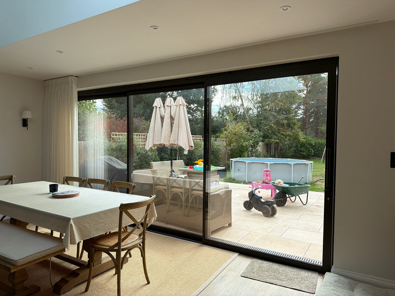 Silent Gliss 6010 curtain track in White, customer photo
