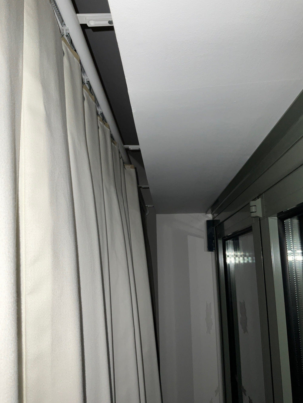 Silent Gliss 7600 Metropole installed, customer photo from Chris