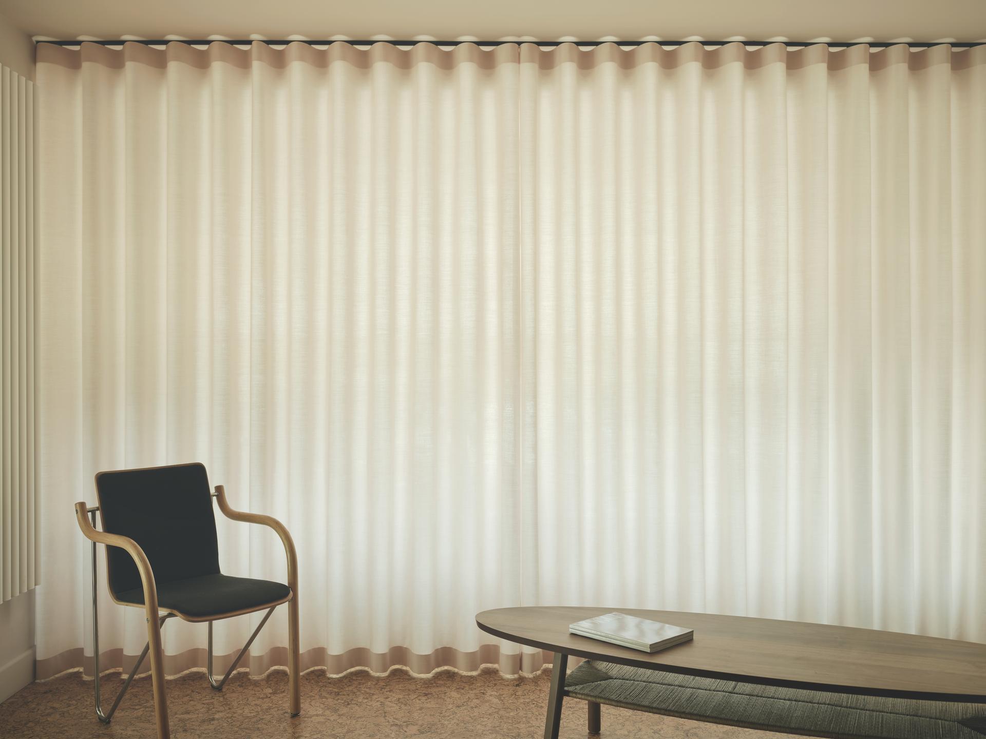 Silent Gliss Made to Measure Wave Curtains